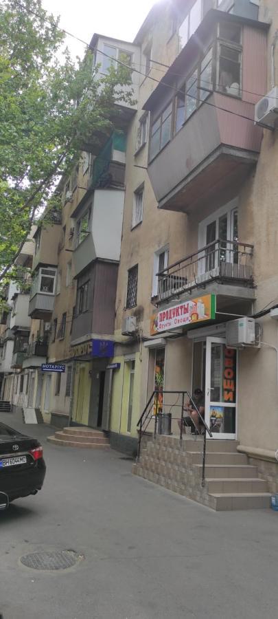 Two room apartment Odessa Exterior foto