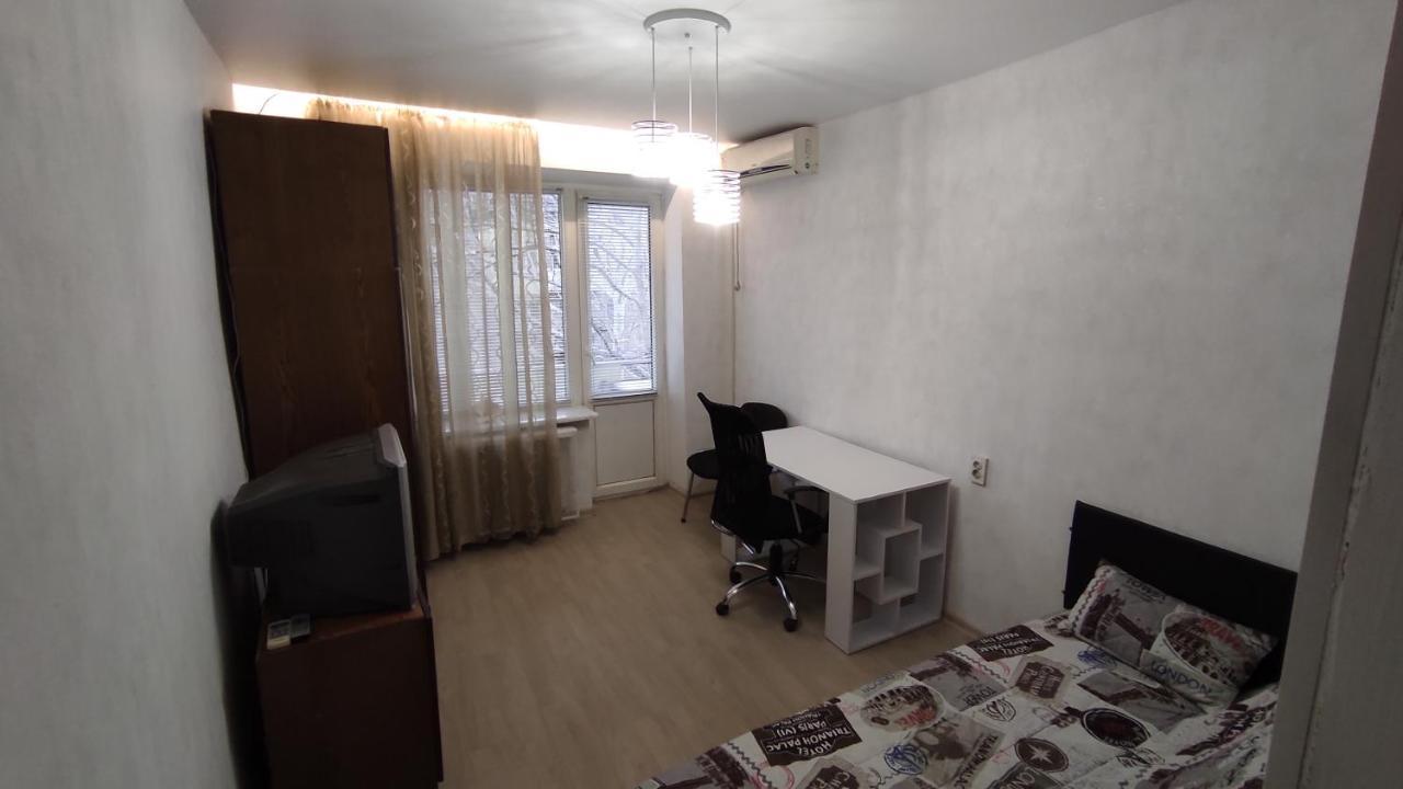 Two room apartment Odessa Exterior foto